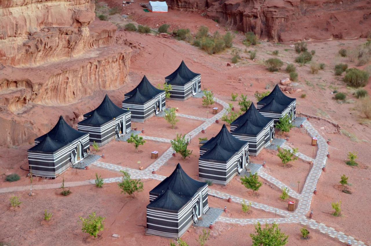 Wadi Rum Night Luxury Camp Exterior photo